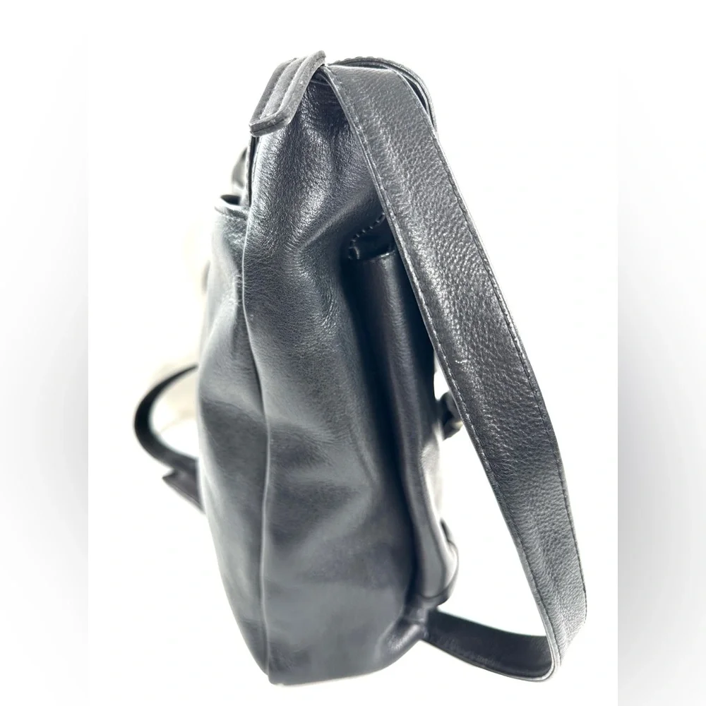 latico Black Leather Medium Messenger Bag Snap Flap Office Travel Commute